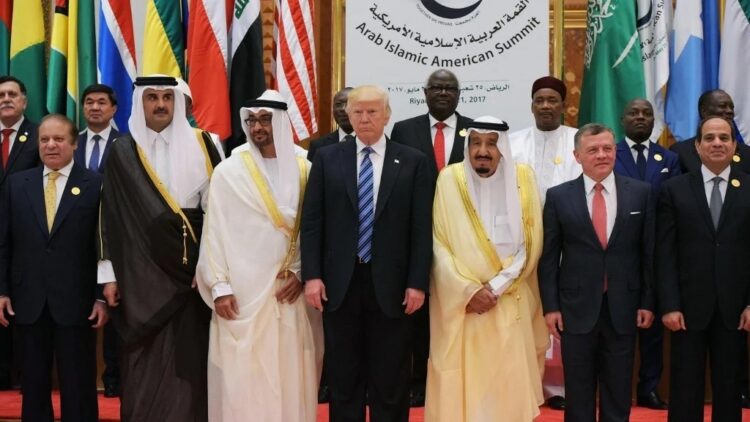 Trump'ın Gazze Planı'nda Arap Dünyasının Yol Ayrımı