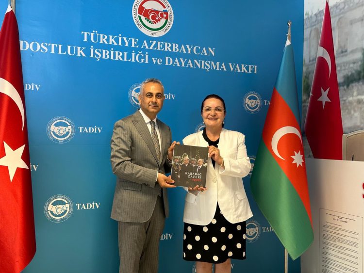 Kurucu Direktörümüz Dr. Ali Semin, TADİV Başkanı Prof. Dr. Aygün Attar’ı Ziyaret Etti Kurucu Direktörümüz Dr. Ali Semin, TADİV Başkanı Prof. Dr. Aygün Attar’ı Ziyaret Etti