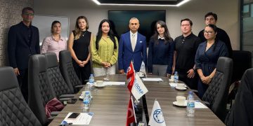 ODAP Merkezi’nde Yaz Dönemi Stajyerleri ile Yuvarlak Masa Toplantısı Gerçekleştirildi ODAP Merkezi’nde Yaz Dönemi Stajyerleri ile Yuvarlak Masa Toplantısı Gerçekleştirildi